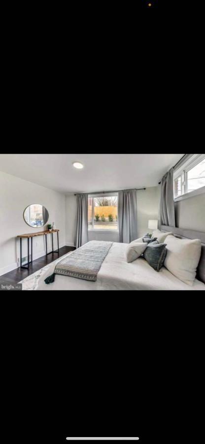Lovely 1-Bedroom Rental Unit With Free Parking Washington Exterior photo